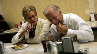 Joe Biden Chows Down In Detroit